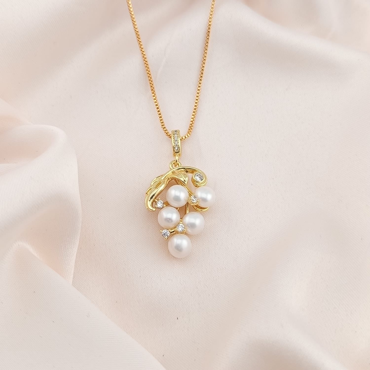 Kalung Mutiara