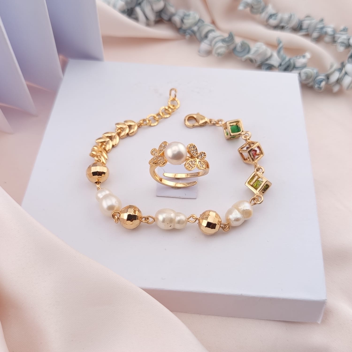 Set Perhiasan A-019