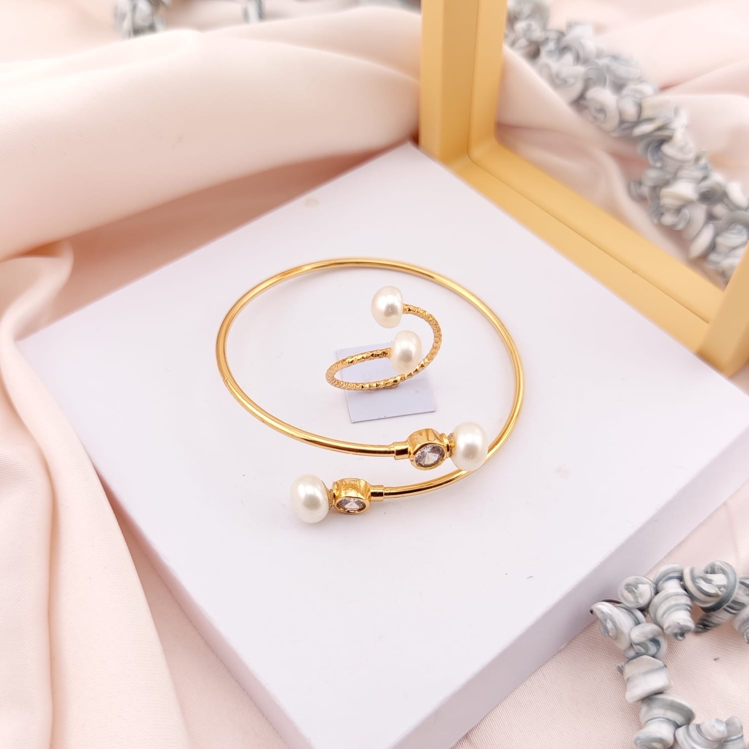 Set Perhiasan D-002